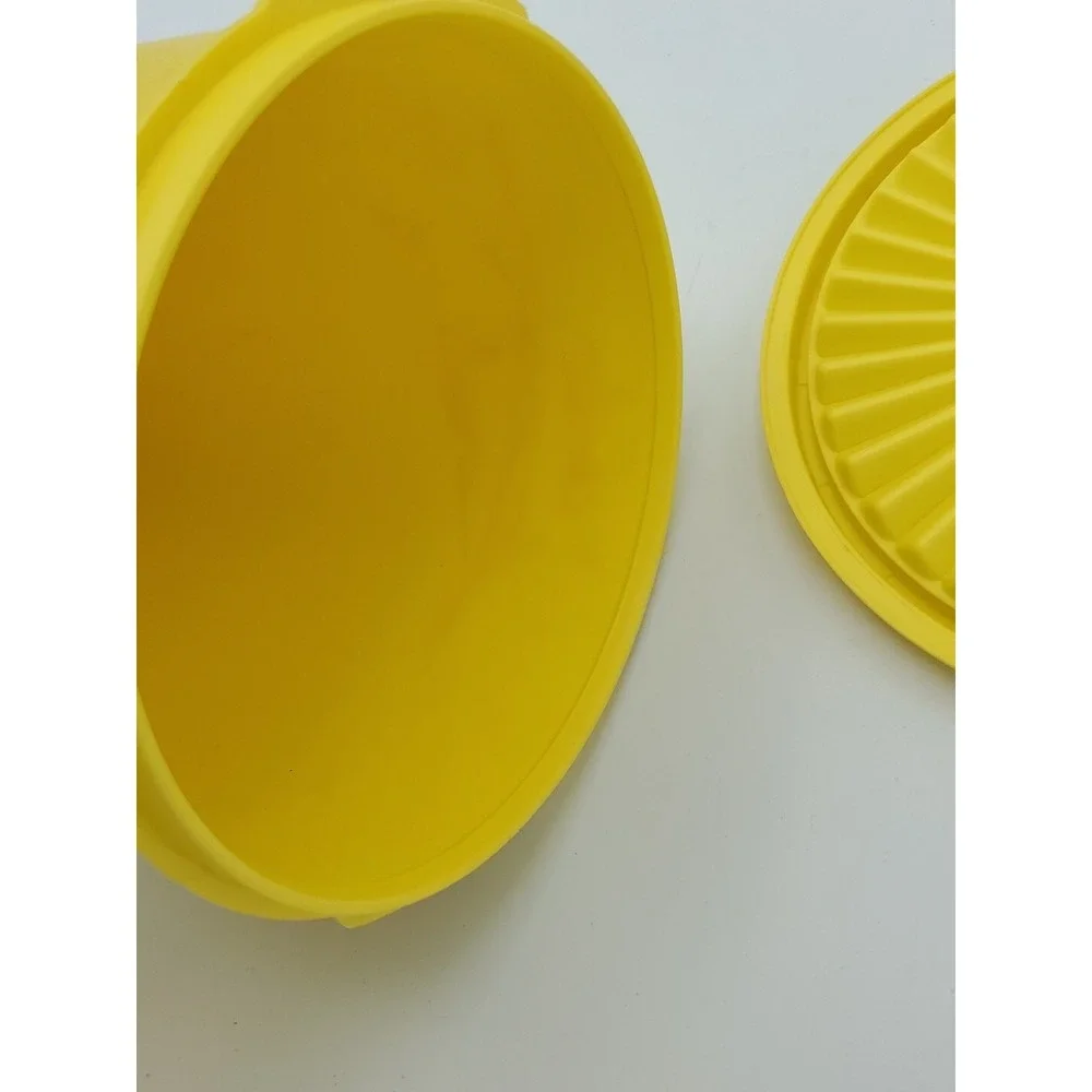 Tupperware Vtg MCM Yellow Servalier Canister #811-14 & Press On‎ Lid 812-44  6